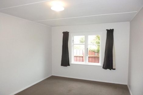 Photo of property in 11 Wellington Road, Wainuiomata, Lower Hutt, 5014