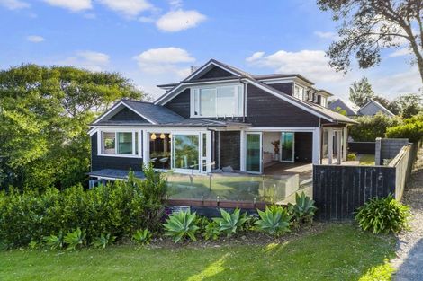 Photo of property in 37b View Road, Campbells Bay, Auckland, 0630