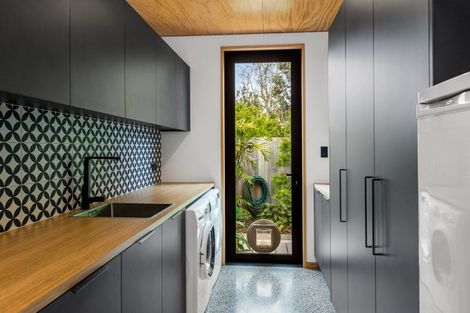 Photo of property in 59 The Circle, Manly, Whangaparaoa, 0930