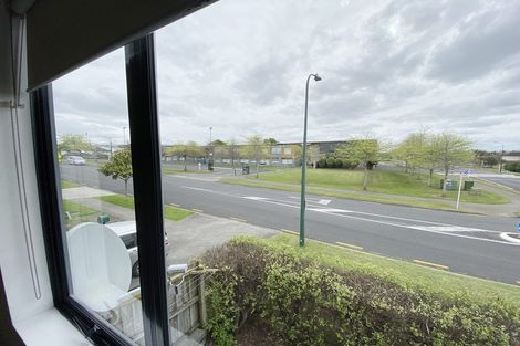 Photo of property in 23 Baverstock Road, Flat Bush, Auckland, 2016
