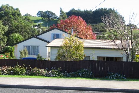 Photo of property in 26 Hammond Avenue, Hatfields Beach, Orewa, 0931