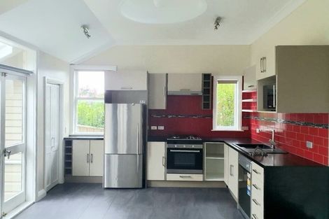 Photo of property in 64 Central Terrace, Kelburn, Wellington, 6012