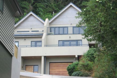 Photo of property in 19b Bank Road, Northland, Wellington, 6012