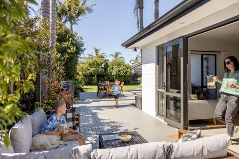 Photo of property in 135 Palm Beach Boulevard, Papamoa Beach, Papamoa, 3118