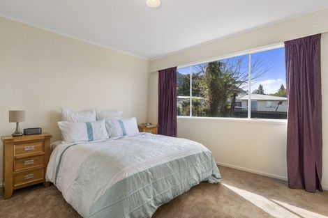 Photo of property in 2 Paterson Grove, Pukehangi, Rotorua, 3015