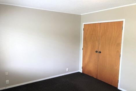 Photo of property in 30b William Bond Street, Stanley Point, Auckland, 0624