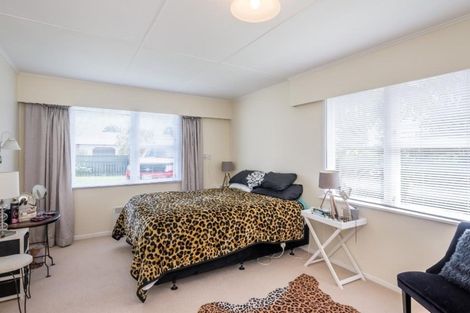 Photo of property in 3 Sunny Glen, Waikanae, 5036