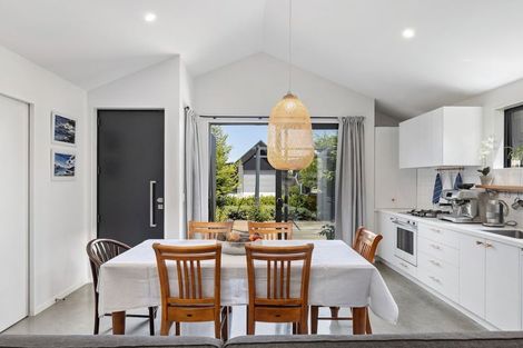 Photo of property in 3 Bellamore Street, Lake Hayes, Queenstown, 9304