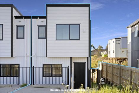 Photo of property in 9a Putiputi Way, Papakura, 2110