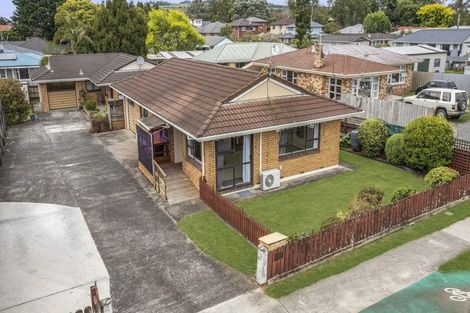 Photo of property in 208 Victoria Street West, Pukekohe, 2120