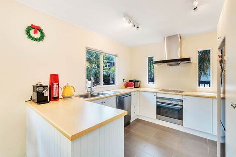 Photo of property in 92 Glendene Avenue, Glendene, Auckland, 0602