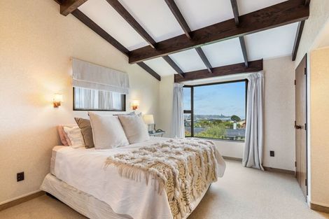 Photo of property in 2/52 Harvey Street, Waipahihi, Taupo, 3330