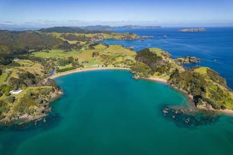 Photo of property in 97 Mahinepua Road, Kaeo, 0478