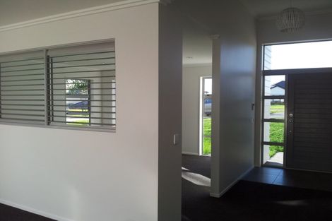 Photo of property in 12 Bankside Road, Silverdale, 0932