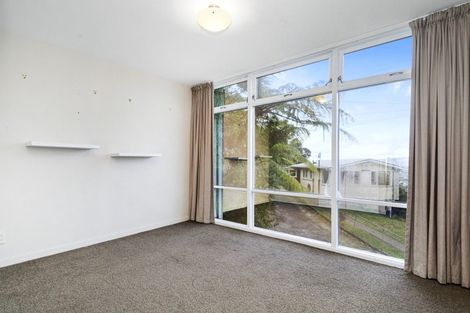 Photo of property in 28 Hollies Crescent, Johnsonville, Wellington, 6037