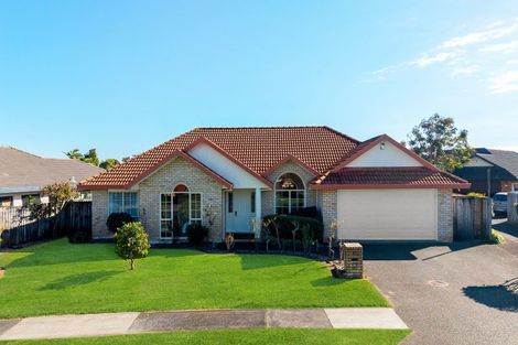 Photo of property in 12 Ballycullanie Place, Dannemora, Auckland, 2016