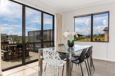 Photo of property in 37 Pingao Lane, Peka Peka, Waikanae, 5391