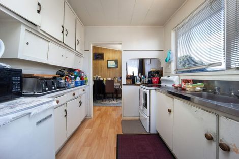 Photo of property in 6 Burbank Avenue, Manurewa, Auckland, 2102