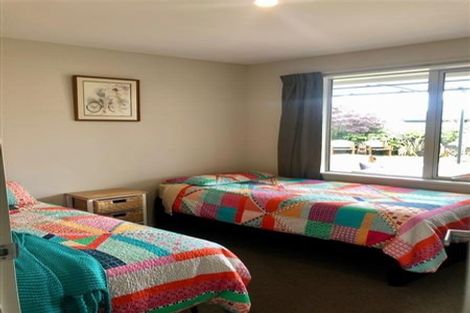 Photo of property in 28 Ngawhatu Road, Stoke, Nelson, 7011