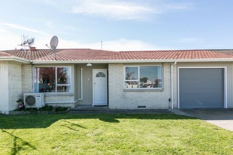 Photo of property in 6/309 Avenue Road West, Hastings, 4122