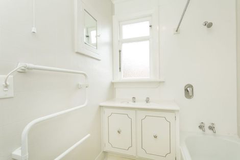 Photo of property in 51 Barr Street, Kenmure, Dunedin, 9011