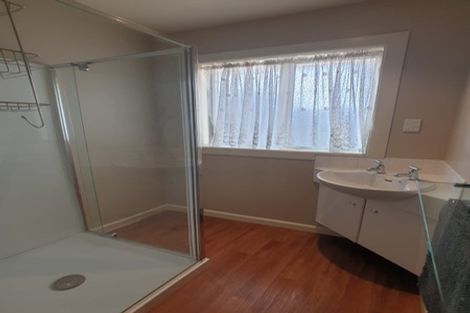 Photo of property in 37 Acacia Avenue, Upper Riccarton, Christchurch, 8041