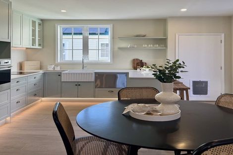 Photo of property in 12 Coles Place, St Albans, Christchurch, 8014