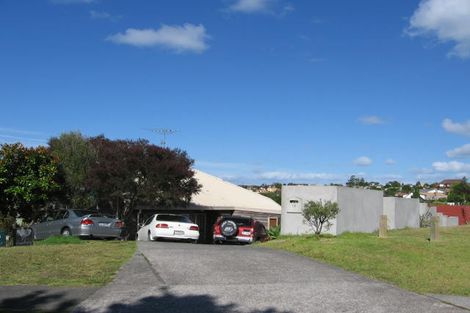 Photo of property in 16 Rifleman Rise, Unsworth Heights, Auckland, 0632