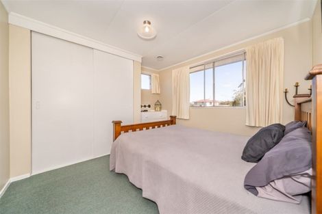 Photo of property in 35 Clouston Park Road, Clouston Park, Upper Hutt, 5018