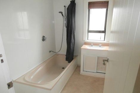 Photo of property in 111 Wainoni Road, Avondale, Christchurch, 8061