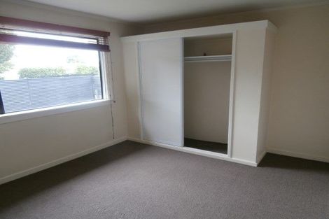 Photo of property in 111 Wainoni Road, Avondale, Christchurch, 8061