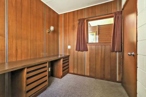 Photo of property in 124 Flaxmere Avenue, Flaxmere, Hastings, 4120