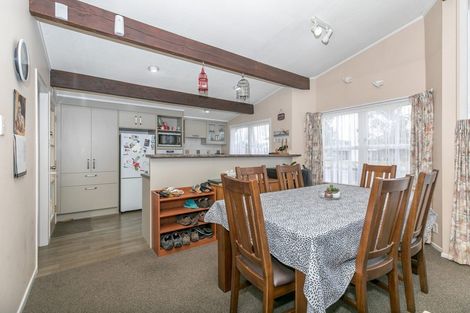 Photo of property in 262 Sandwich Road, St Andrews, Hamilton, 3200