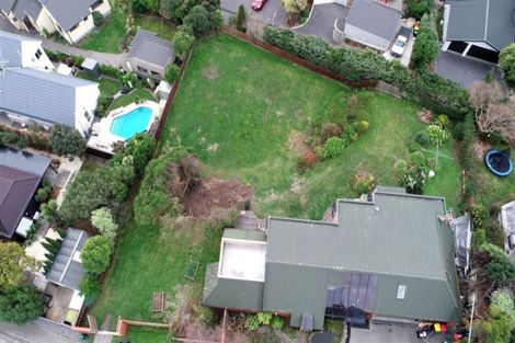 Photo of property in 3 Drayton Drive, Mount Pleasant, Christchurch, 8081