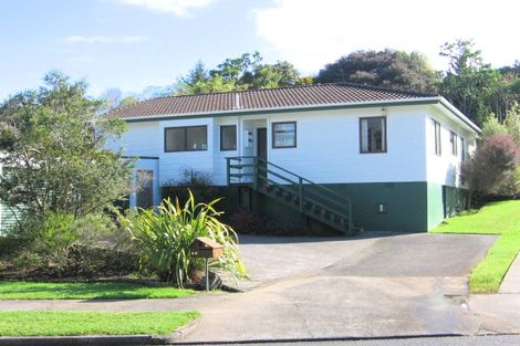 Photo of property in 42 Aronia Way, Goodwood Heights, Auckland, 2105