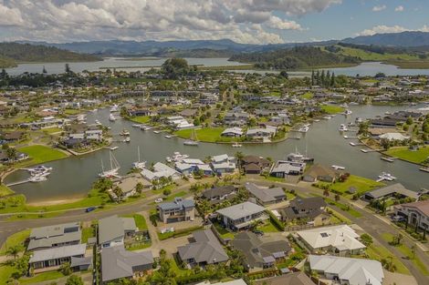 Photo of property in 20 Aquila Drive, Whitianga, 3510