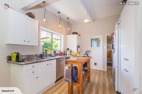 Photo of property in 31 Tauroa Road, Havelock North, 4130