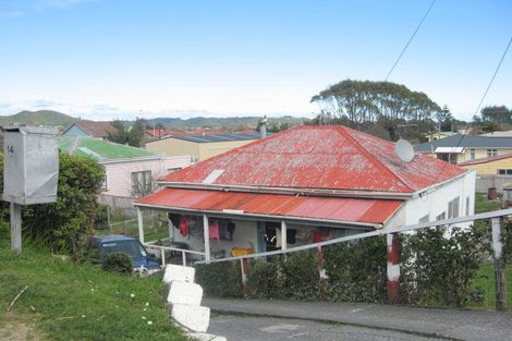 Photo of property in 14 Fox Street, Cobden, Greymouth, 7802