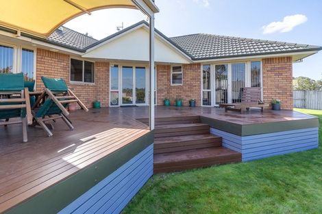 Photo of property in 25 Limousin Place, Grandview Heights, Hamilton, 3200