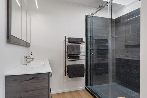 Photo of property in 10 Terrace Avenue, Mount Maunganui, 3116