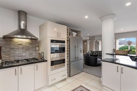 Photo of property in 1 Daresbury Lane, Fendalton, Christchurch, 8014