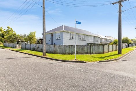 Photo of property in 52 Cuba Street, Marton, 4710