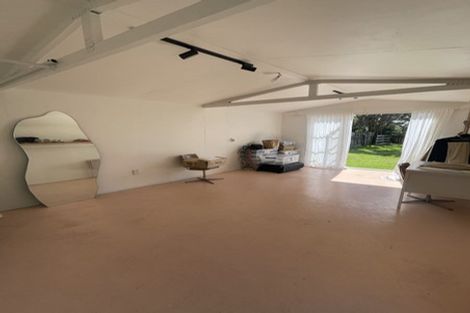 Photo of property in 131 Maunsell Road, Port Waikato, Tuakau, 2695