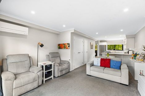 Photo of property in 25 Konoba Avenue, Kumeu, 0810