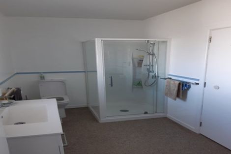 Photo of property in 68 Awamoa Road, Holmes Hill, Oamaru, 9401