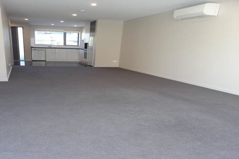 Photo of property in 9/2 Stone Street, Miramar, Wellington, 6022