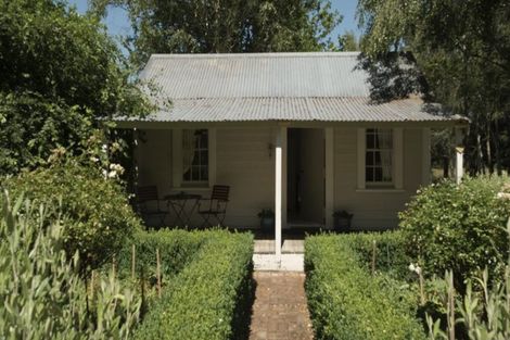 Photo of property in Tuhitarata Homestead, 2337 Kahutara Road, Pirinoa, Featherston, 5772
