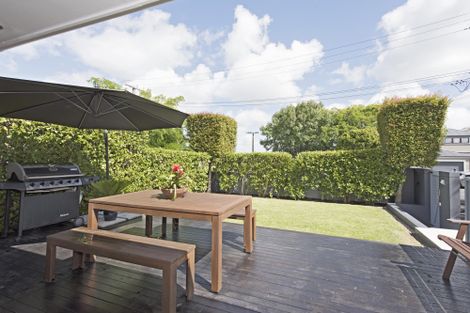 Photo of property in 6 Lemington Road, Westmere, Auckland, 1022