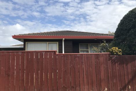Photo of property in 2/84 Parau Street, Mount Eden, Auckland, 1041