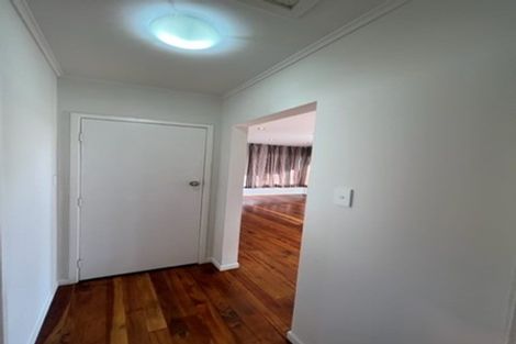 Photo of property in 2/180 Archers Road, Glenfield, Auckland, 0629